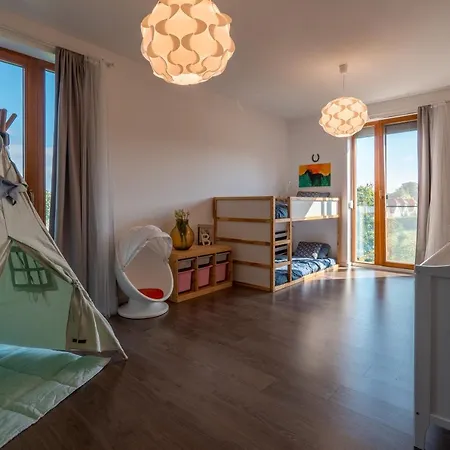 Cozy Terraced House With Infra Sauna And Parking Willa