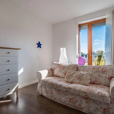 Cozy Terraced House With Infra Sauna And Parking Willa