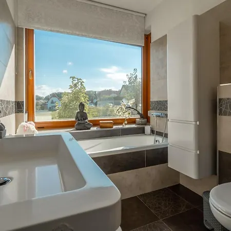 Willa Cozy Terraced House With Infra Sauna And Parking