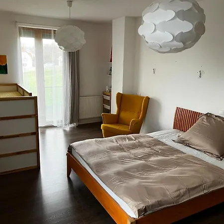 Cozy Terraced House With Infra Sauna And Parking Willa Jesenice (Prague-West)